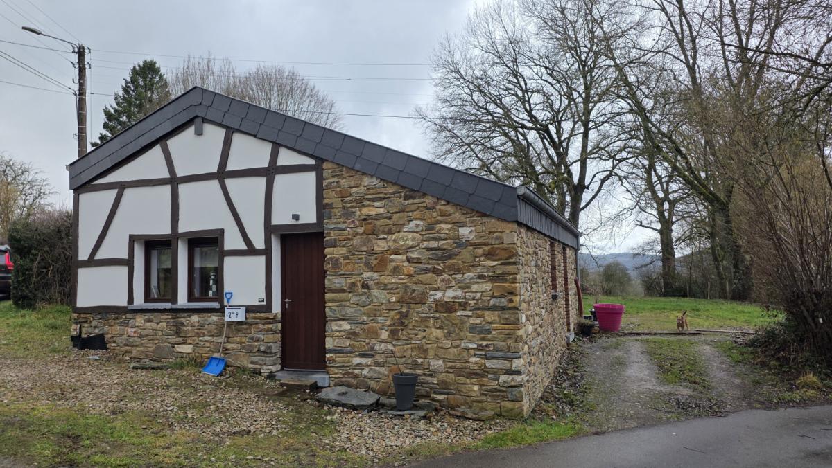 Gezellige kleine woning met mooie tuin