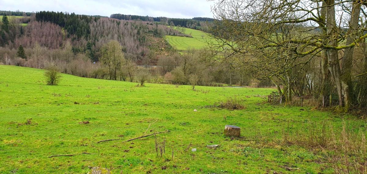 Terrain dans le charmant et très prisé village de La Comté